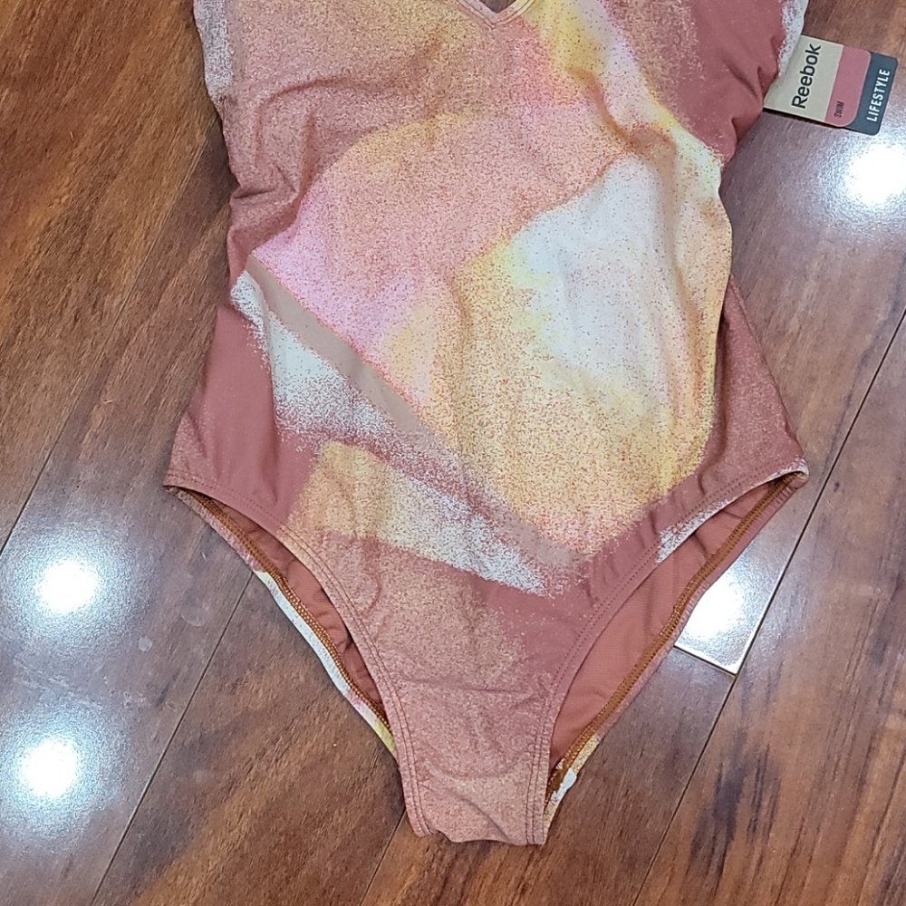 NWT size M Reebok 1 pc swimsuit - Picture 5 of 10